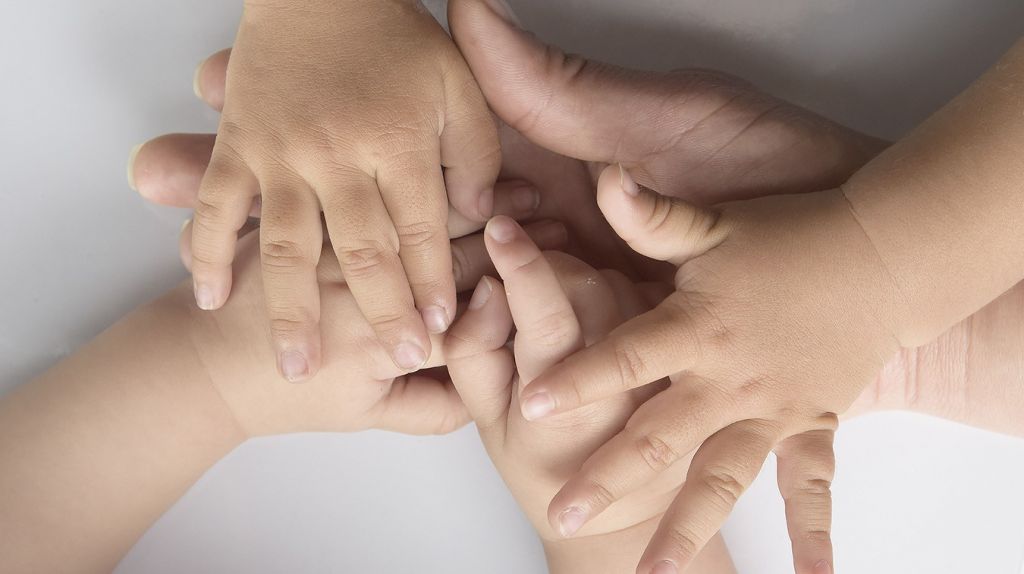  Licencia por maternidad de cinco semanas para madres adoptantes 