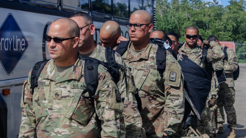 Polic&iacute;as Militares de la GNPR rumbo a Am&eacute;rica Central 