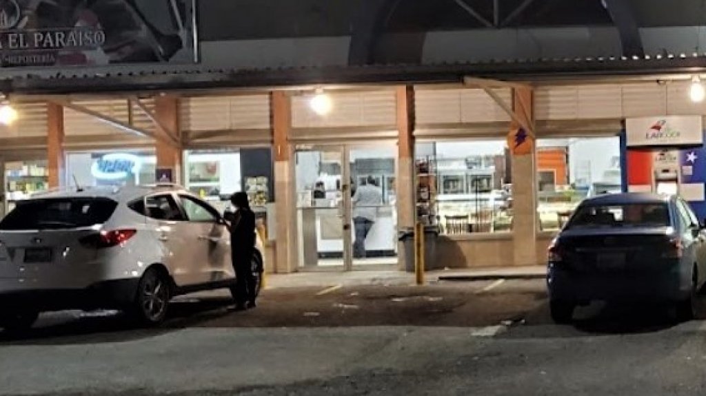  Escalan panader&iacute;a en Lares y se llevan 5,500 d&oacute;lares en efectivo 