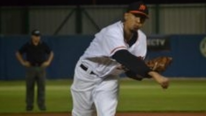 Sultanes suman segunda victoria con blanqueada a Titanes