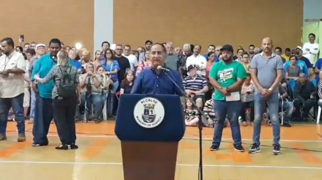  Alcalde de Gu&aacute;nica declara estado de emergencia en el municipio, que reporta refugiados tras temblor 