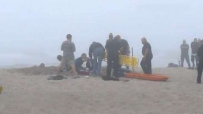 Muere una niÃ±a en OregÃ³n sepultada por un agujero que hizo en la arena de la playa