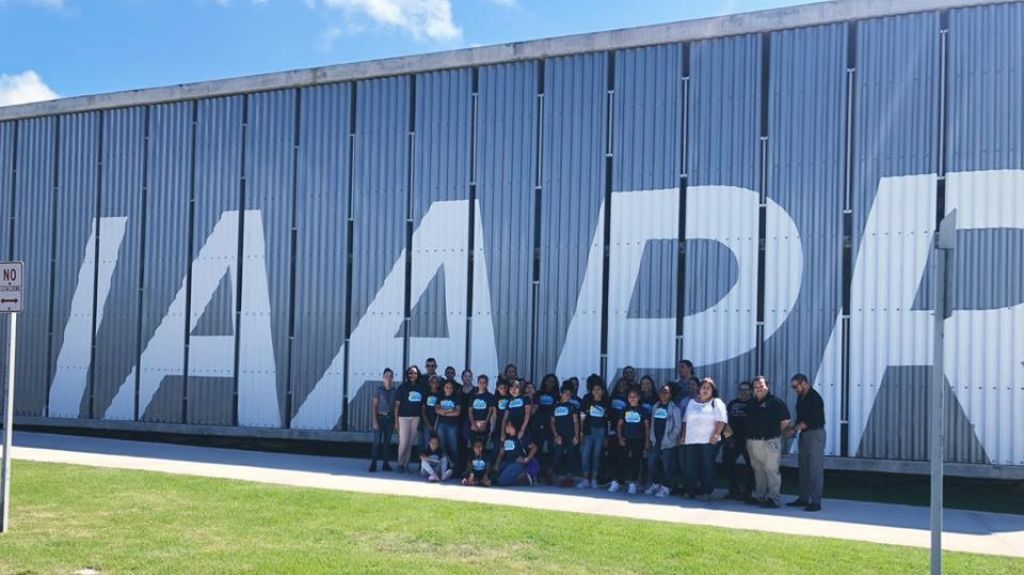  Iaapr y el EcoExploratorio inspiran a ni&ntilde;as del residencial Nemesio Canales a incursionar en aeron&aacute;utica y aeroespacial 