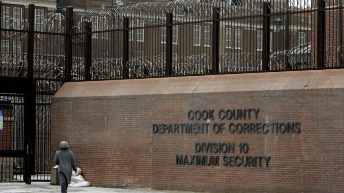 MotÃ­n y rehenes en una prisiÃ³n de Chicago