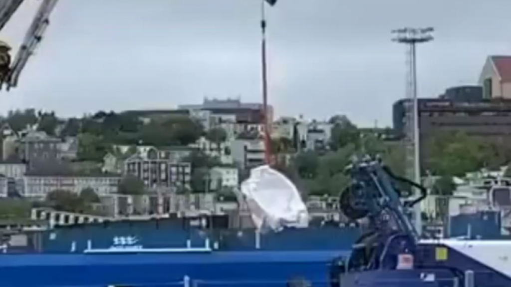  Video: Recuperan partes del submarino que implosiono cerca del Titánic 