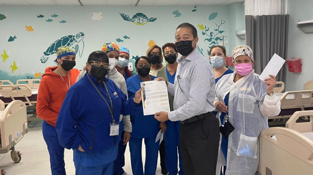  Municipio de Cata&ntilde;o aumenta el salario a enfermeras 