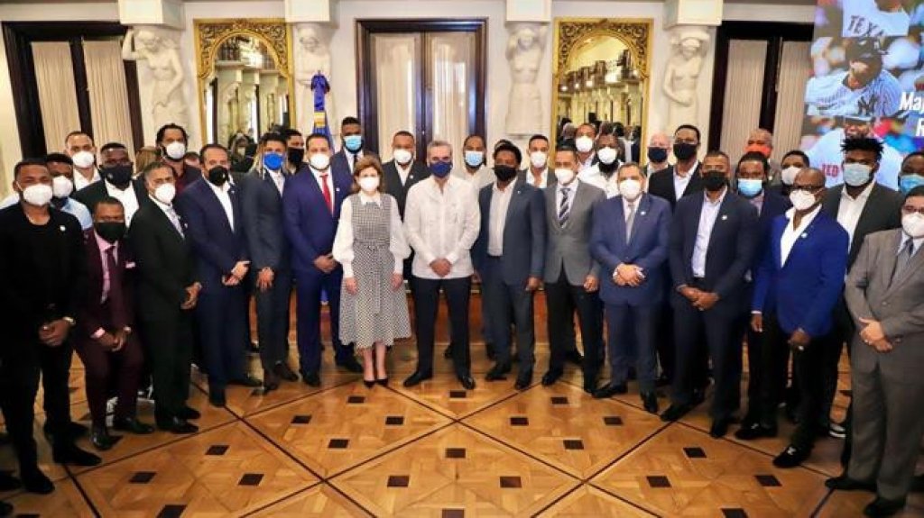  Valora el presidente Abinader el talento de los peloteros dominicanos de Grandes Ligas y los define como Marca País 