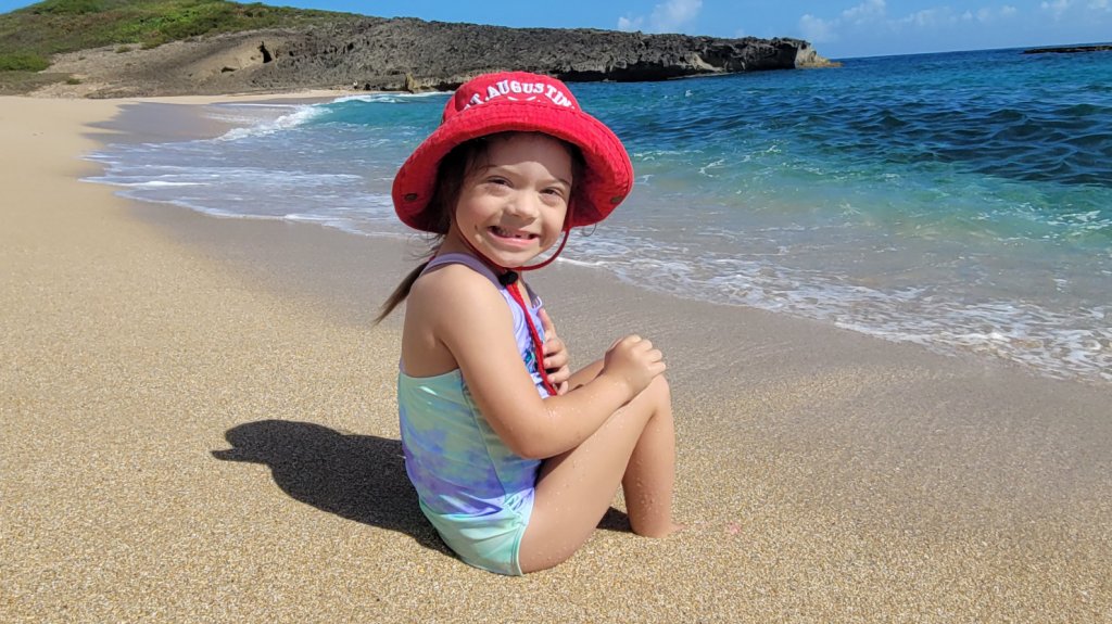  Brilla ante el mundo ni&ntilde;a boricua con S&iacute;ndrome Down 