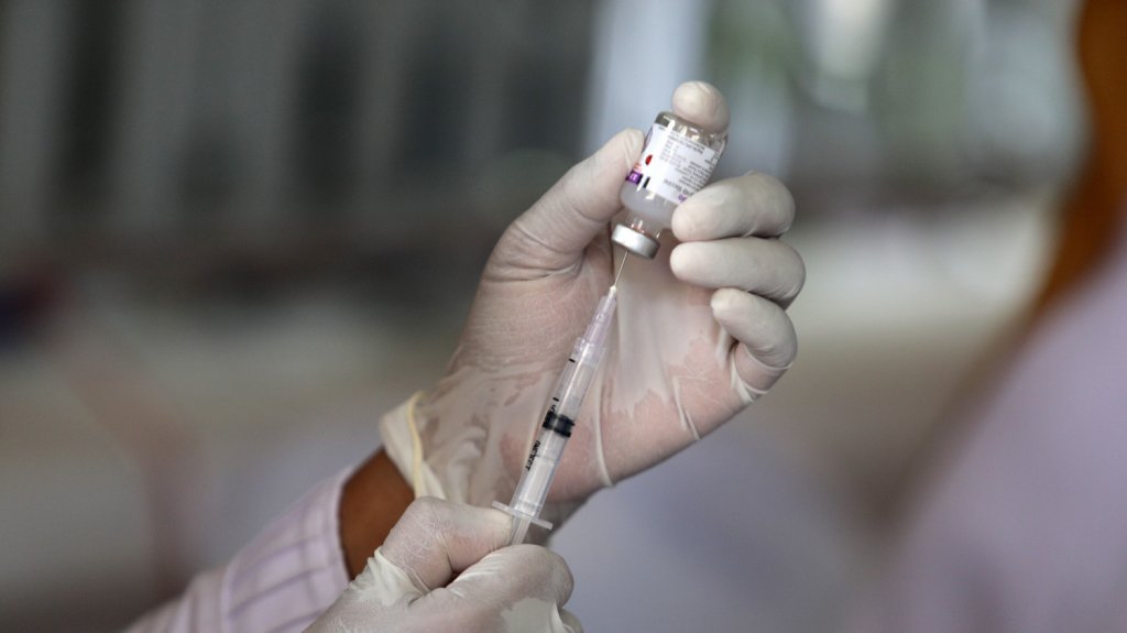  Farmac&eacute;uticas se al&iacute;an para garantizar la seguridad de la vacuna de COVID-19 