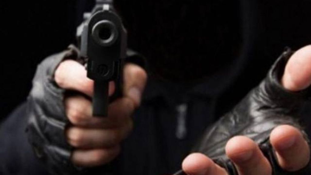  Caco le hace "carjacking" a su propio abuelo en Ponce 