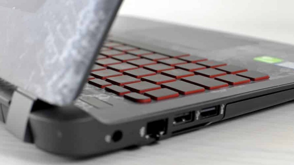 Hurtan varias computadoras port&aacute;tiles durante escalamiento residencial en Carolina 