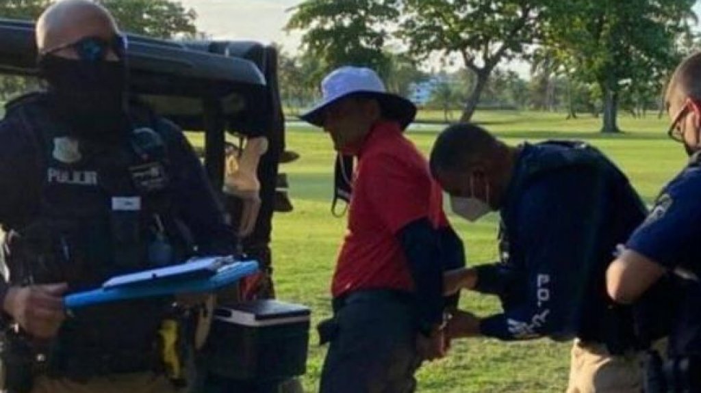  Arrestado luego de matar de varios disparos a un perrito en un campo de Golf en Rio Grande 