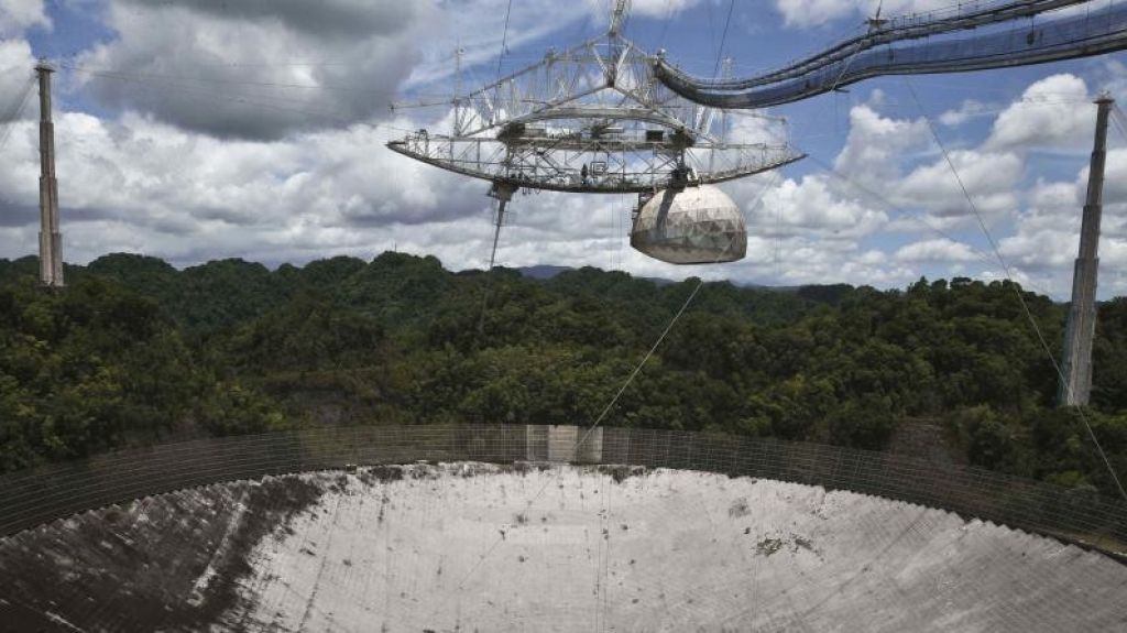 Jenniffer Gonz&aacute;lez anuncia $12.3 millones para el Observatorio de Arecibo 