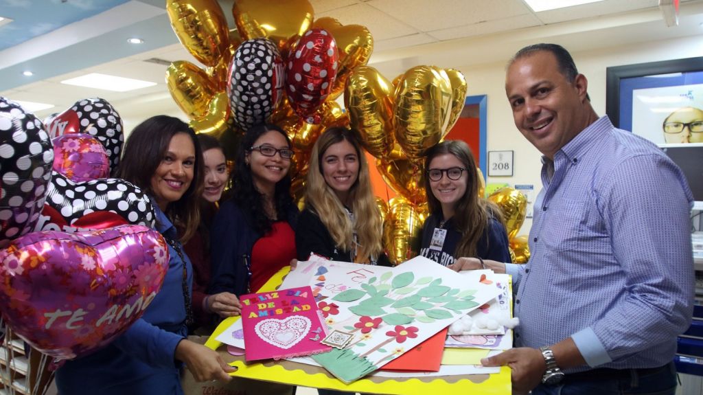  Llevan mensajes de amor y esperanza a niños del San Jorge Children’s Hospital 