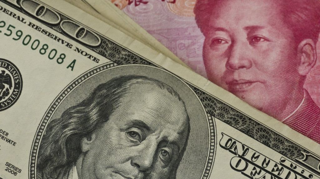  Trump acusa a China y Rusia de "jugar al juego de la devaluaci&oacute;n de divisas" 