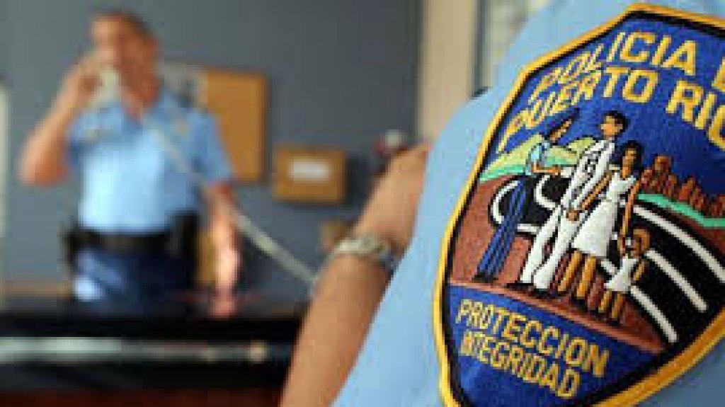  Hombre en Santurce alega que dej&oacute; 10 mil en efectivo del PUA en su auto y se los robaron 