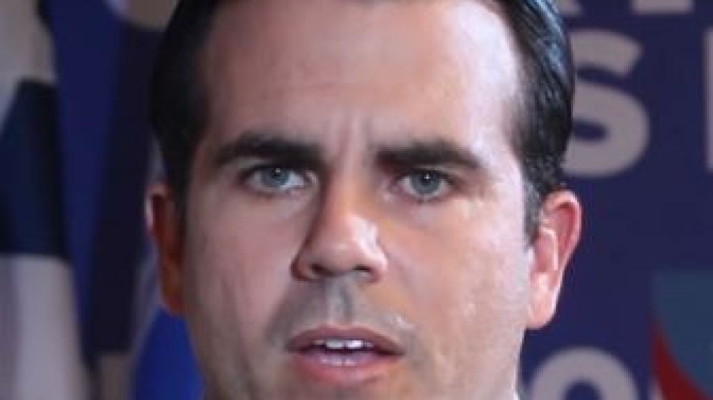  Rossell&oacute; anuncia que Hacienda env&iacute;a $5.4 millones en reintegros a individuos y corporaciones 