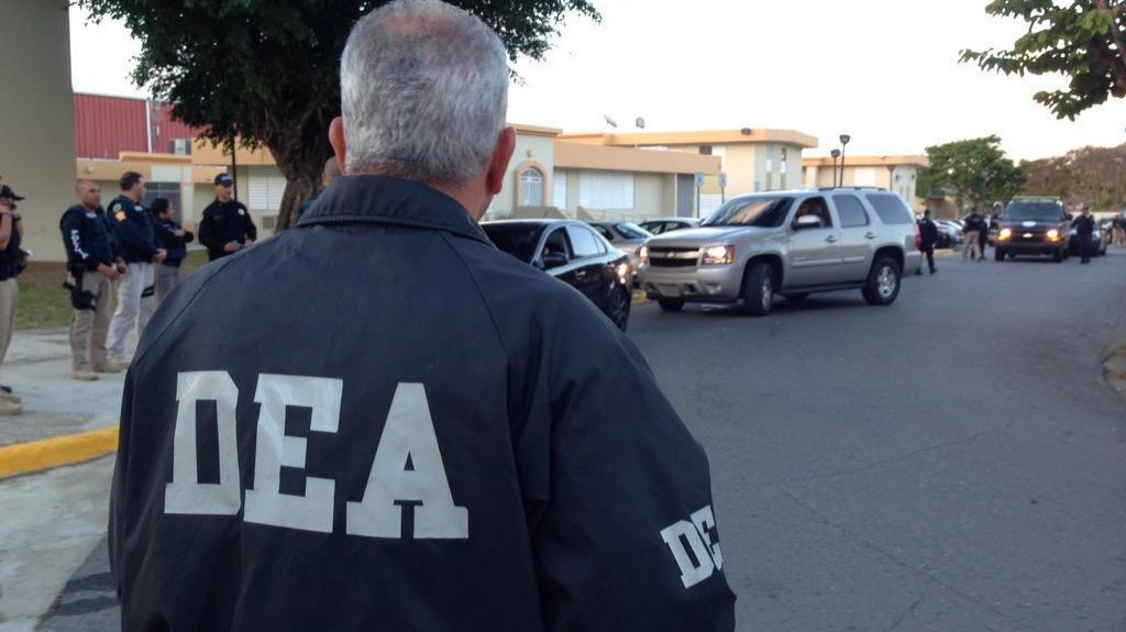  Federales arrestan a 10 personas en Santa Isabel 