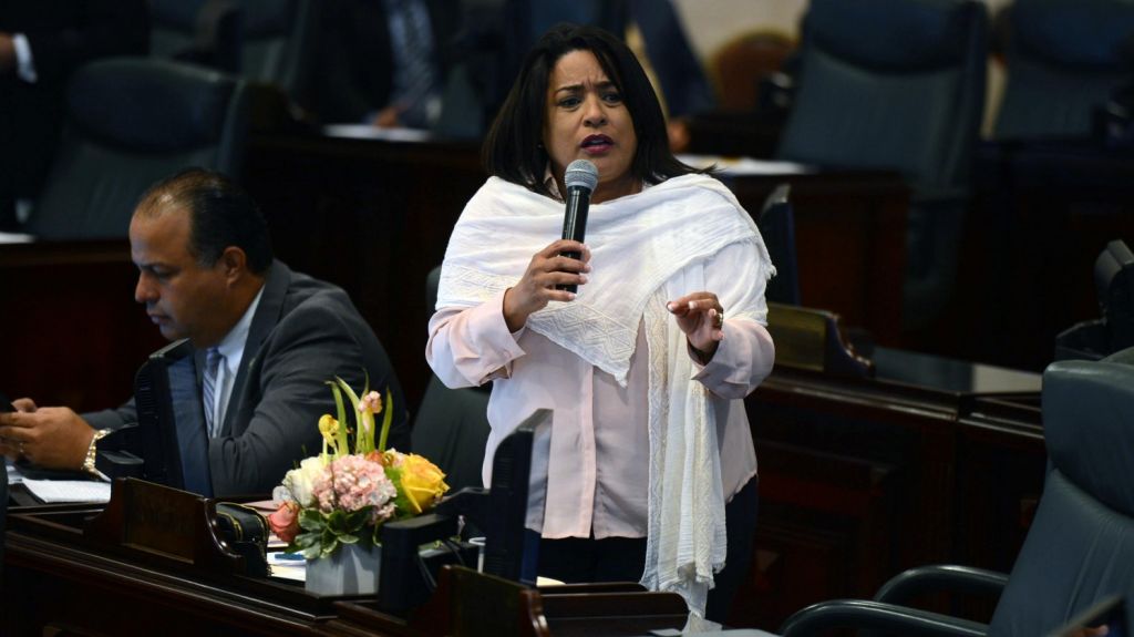  C&aacute;mara aprueba proyecto tripartita que aclara t&eacute;rminos libertad bajo palabra de menores 