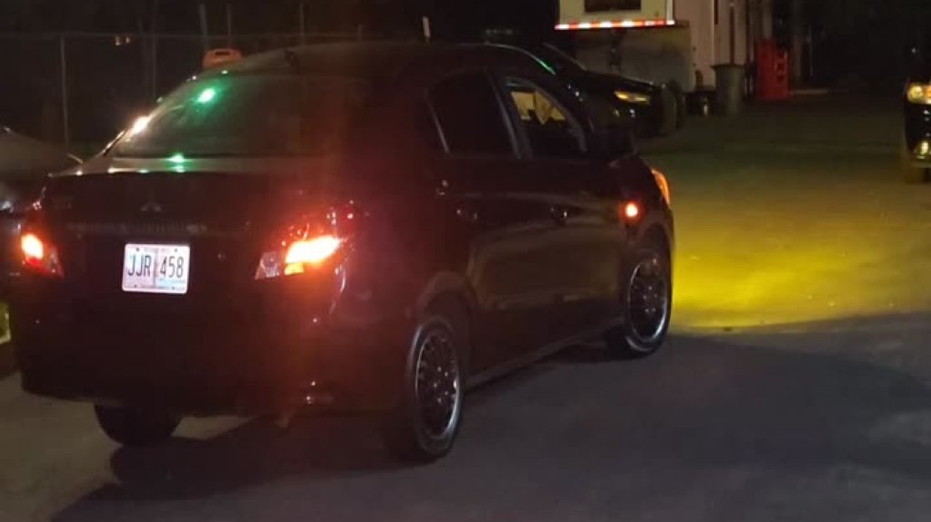  Video: Conductor herido de bala llega pidiendo ayuda a cuartel municipal en San Juan 