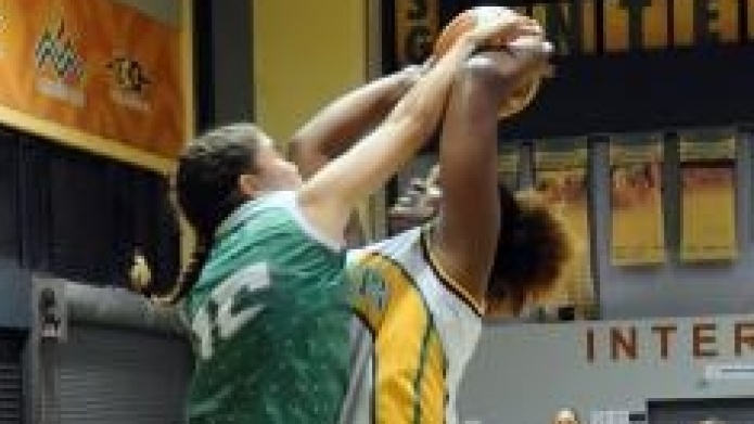 Pioneras y Cocodrilos, primeros finalistas del baloncesto universitario