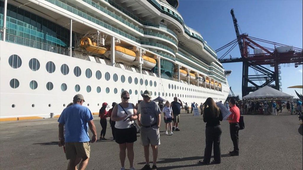  Inyección a la economía del Sur con la llegada del crucero Serenade of the Seas al Puerto de Ponce 