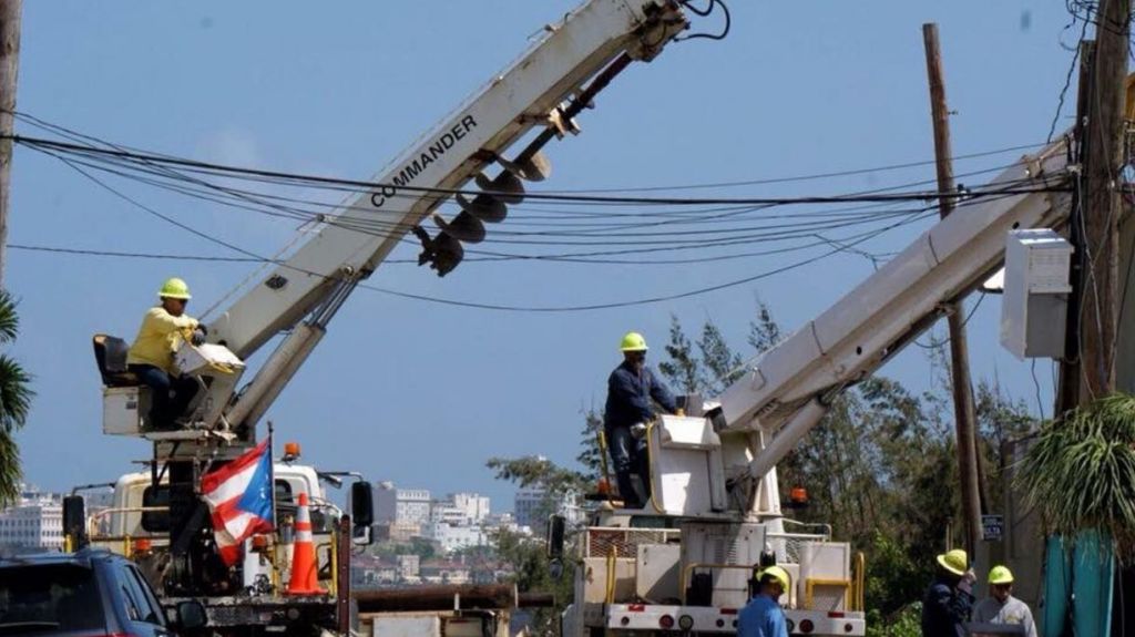 Formalizan solicitud de cooperaciÃ³n de brigadas de Florida y Nueva York para reparar el sistema elÃ©ctrico en Puerto Rico