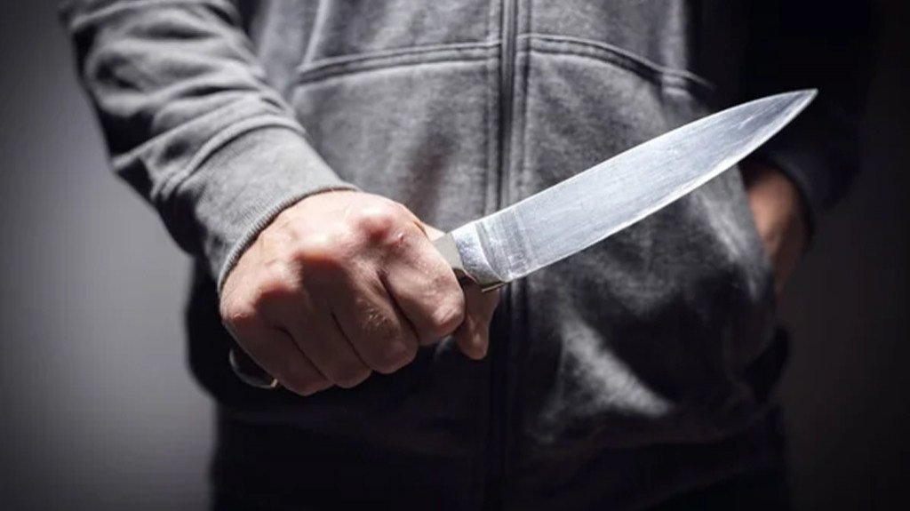  A punta de cuchillo le roban la guagua a un hombre en R&iacute;o Piedras 