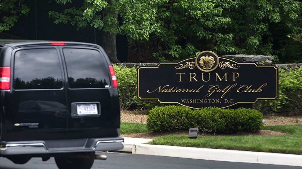  Club de golf de Trump en Nueva York despide a sus trabajadores indocumentados 