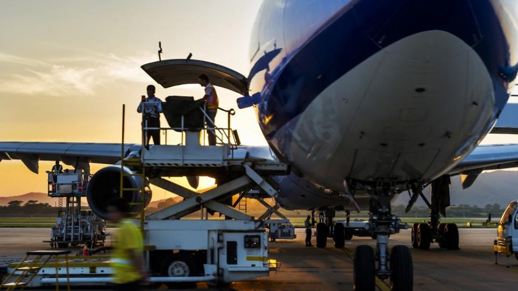  Aerol&iacute;neas se preparan para el transporte ultrafr&iacute;o de las vacunas que se desarrollan contra el Covid-19 