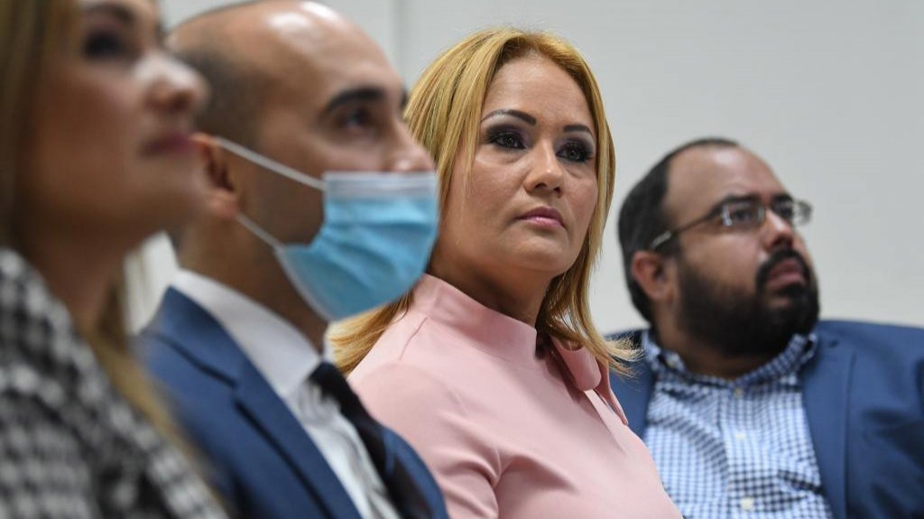  Senadora Garc&iacute;a Montes agradece al gobernador por firma de ley que crea la Carrera Magisterial 