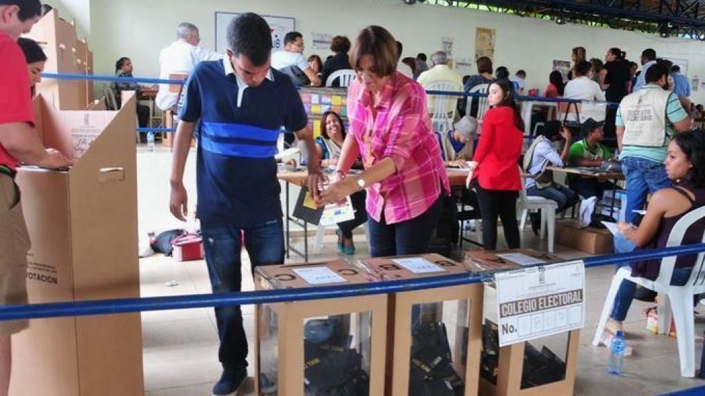  Fuerza del Pueblo propone elecciones se hagan en julio 