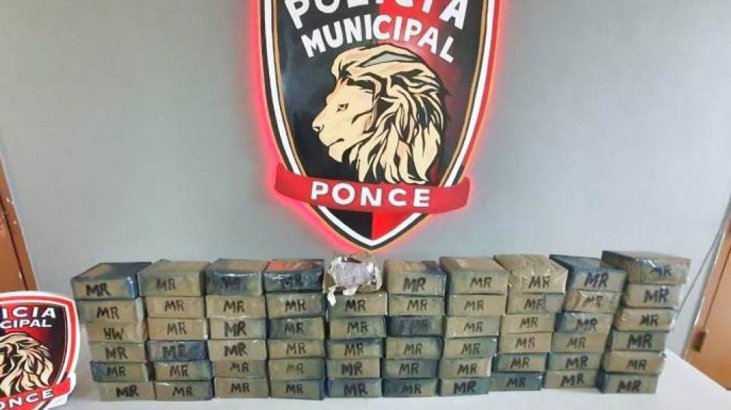  Video: Municipales de Ponce incautan cargamento de drogas 
