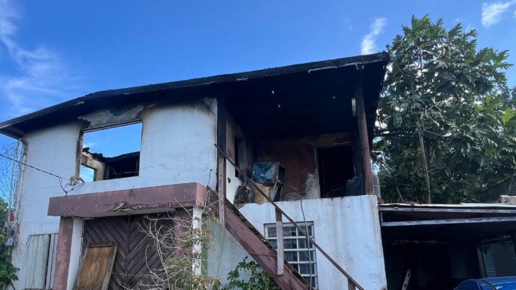  Video: Vela provoca incendio en residencia de Barceloneta 