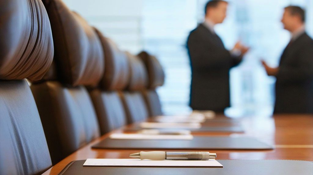  Proponen creaci&oacute;n de un panel de abogados de oficio que provea asistencia legal gratuita a personas de escasos recurso 