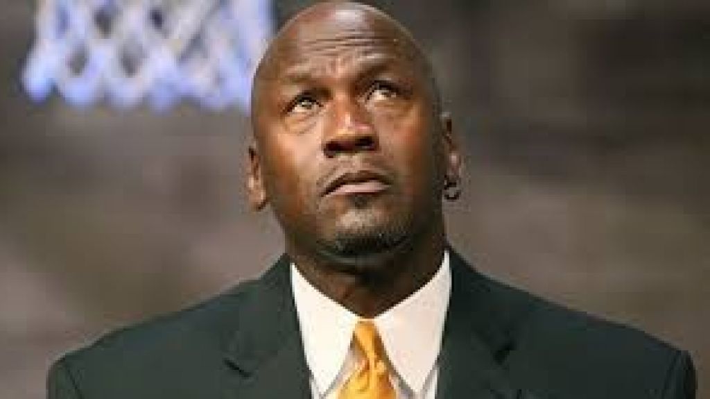  Michael Jordan apoya a LeBron James despu&eacute;s del 'tuit' de Donald Trump 