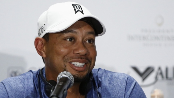 Woods entra en programa por conducir bajo influencia de fÃ¡rmacos o alcohol