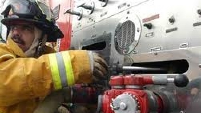 INCENDIO EN RESIDENCIA DE ARECIBO