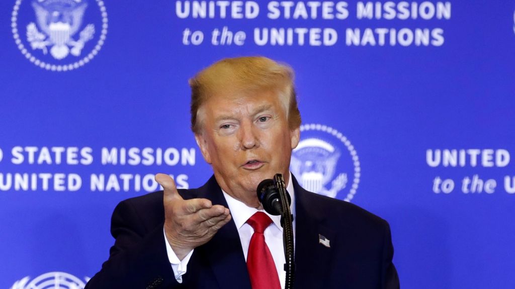  Trump pide revelar identidad de denunciante que origin&oacute; pesquisa en su contra 