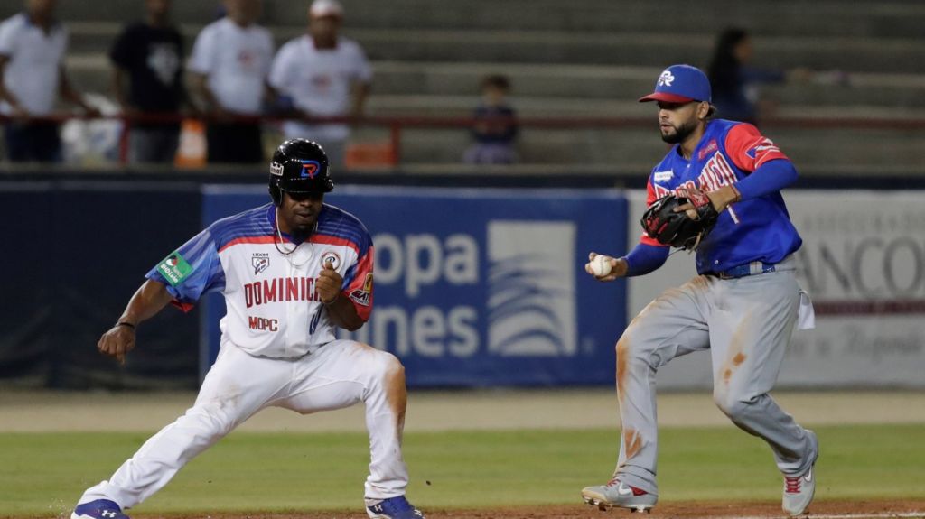  5-4. República Dominicana elimina a Puerto Rico de la Serie del Caribe 