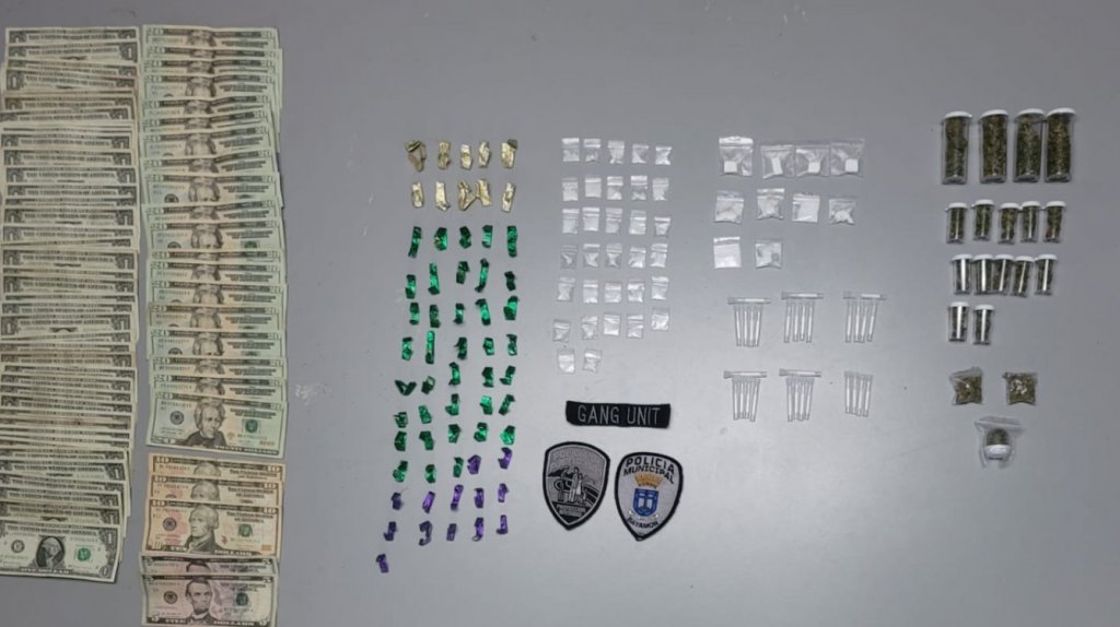  Arrestan joven de 18 a&ntilde;os con drogas en residencial de Bayam&oacute;n 