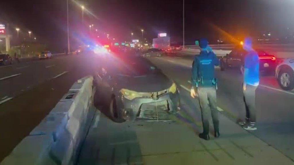  Video: Se bajo del carro al chocar en el expreso Las Américas y perdió la vida 