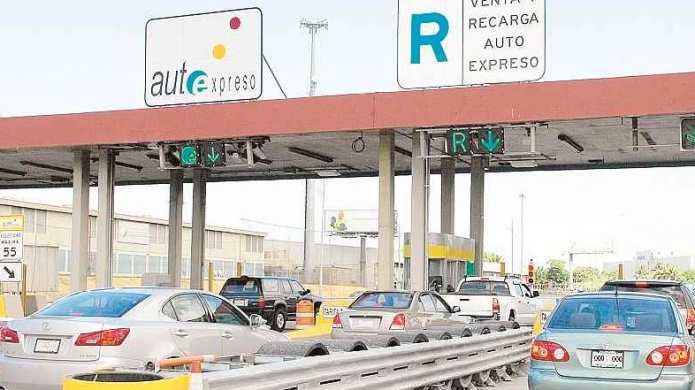 Aprueban reducir las multas en auto-expreso 
