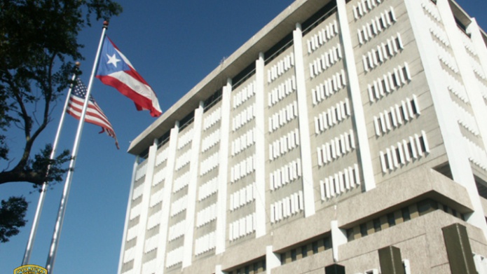 Amotinados agentes en unidades del C.I.C. de la policia estatal