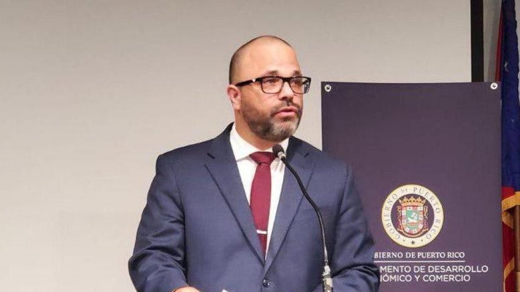  DDEC entrega medallas a j&oacute;venes que contribuyen al bienestar social 