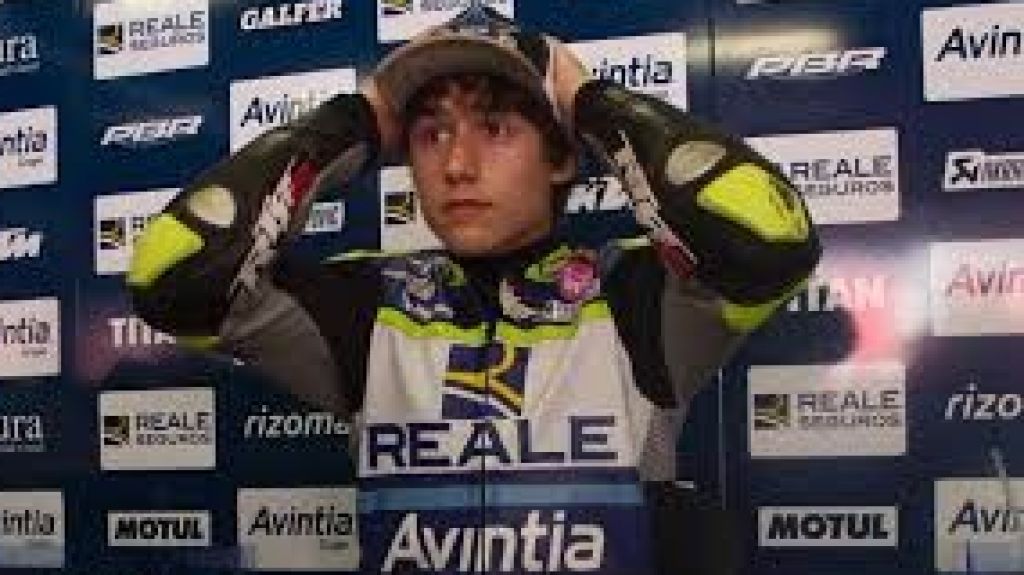  Vea video: Muere el piloto de 14 años de Moto3 accidentado en Barcelona 