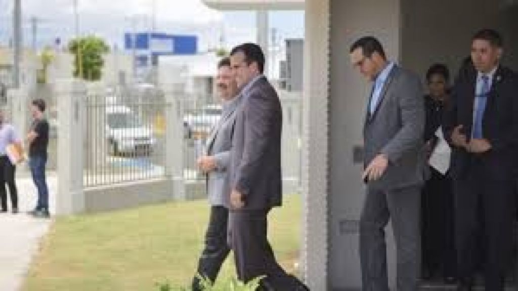  Gobernador inaugura laboratorio molecular tras asignaci&oacute;n federal 