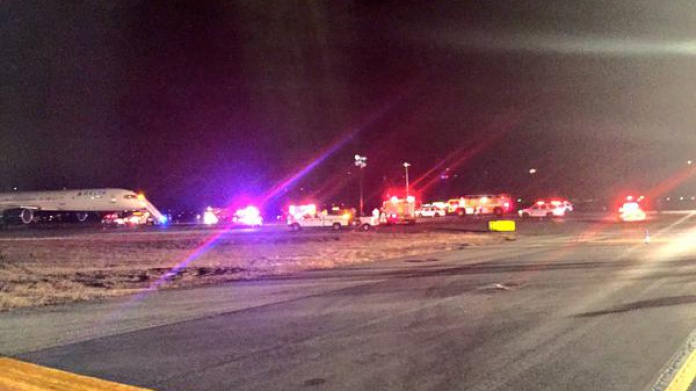 EvacÃºan a pasajeros en el aeropuerto JFK de Nueva York por una amenaza de bomba