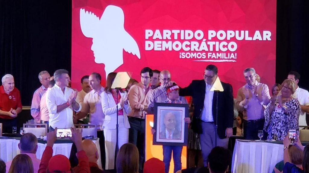  Hijo mayor de H&eacute;ctor Ferrer endosa a Charlie Delgado en su intenci&oacute;n de aspirar a la gobernaci&oacute;n por el PPD 