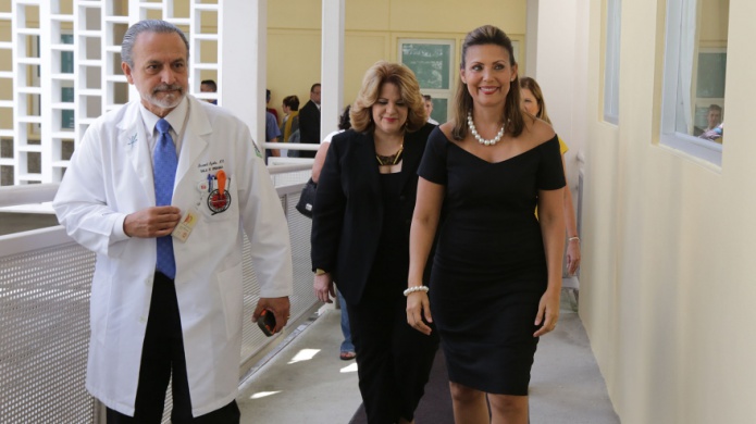 Inauguran Sala de Espera y Capilla en Centro MÃ©dico